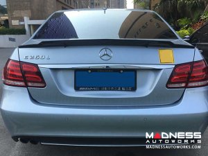 Mercedes-Benz E-Class W212 Car Rear Spoiler - Carbon Fiber - 4 Door Mercedes-Benz E-Class W212 Car Rear Spoiler - Carbon Fiber - 4 Door